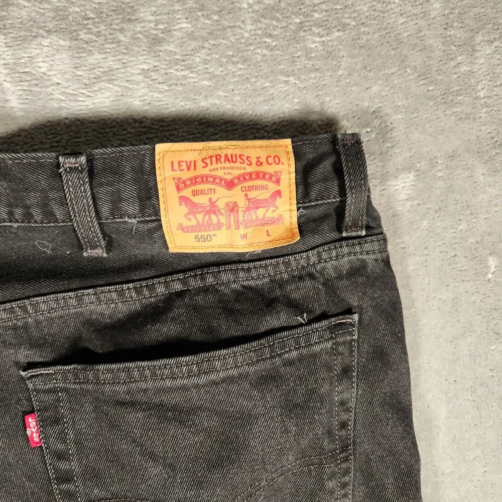 Levi's 505 Jeans Mens 48x31 Black Excellent Straight Leg‎ Regular Fit Denim